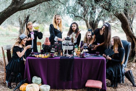 Tea Party In The Woods, Dark Snow White, Gothic Tea Party, Gothic Bachelorette, Party In The Woods, Dark Snow, Halloween Tea Party, Victorian Tea Party, Photography Organizations