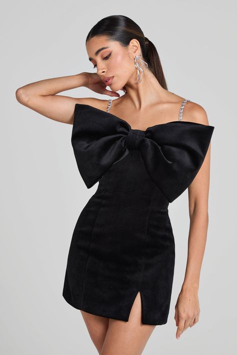 Elodie Black Dress Nadine Merabi, Black Velvet Fabric, 30th Party, Pajama Suit, Wedding Abroad, Sofia Richie, Cape Dress, Womens Black Dress, Clothing Dresses