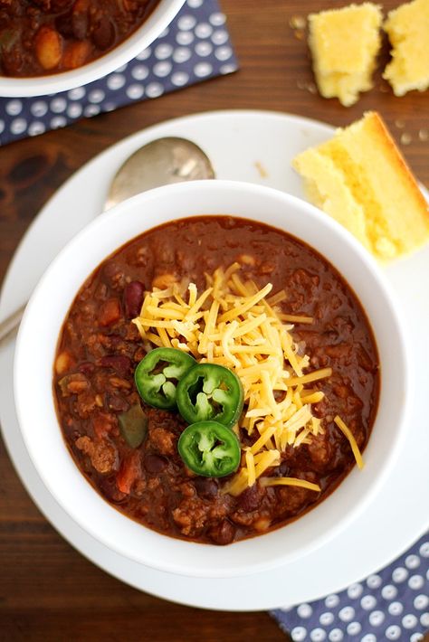 Beef Red Wine, Basic Chili, Nice Recipes, Chili Recipe Easy, Recipe Girl, Beer Bread, Baking Bread, Deilig Mat, Chili Recipe