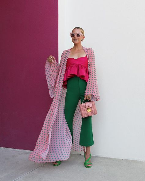 Blair Eadie / Atlantic-Pacific (@blaireadiebee) • Instagram photos and videos Polka Dot Shirt Outfit, Blair Eadie, Dots Fashion, Polka Dots Outfit, Color Blocking Outfits, Polka Dots Fashion, Fashion Sites, Fashionista Clothes, Stil Inspiration