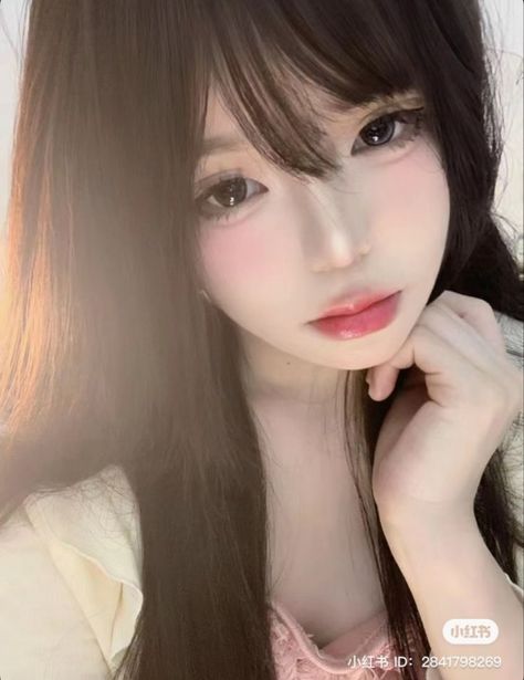 Douyin Pfp, Dollette Makeup, Recreate Famous Paintings, Coquette Gyaru, Ulzzang Makeup Tutorial, Cosplay Makeup Tutorial, Princess Hairstyle, Makeup Douyin, Downtown Girl Aesthetic