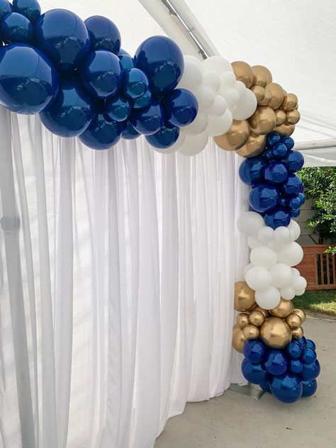 Navy Blue White And Gold Balloon Garland, Blue Gold White Balloons, Blue White And Gold Balloon Garland, Blue Gold White Balloon Garland, Blue White Gold Party Decorations, Navy Blue And Gold Balloon Garland, Blue White And Gold Graduation Party, Blue And Gold Graduation Party Decor, Blue White And Gold Decorations