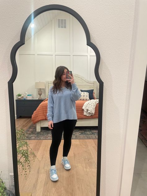 Outfits With Jordan 1s, Jordan 1s Outfit, Jordan 1 Outfit, Air Jordan 1 Outfit, Air Jordan 1s, Aerie Offline, College Fits, Preppy Summer Outfits, Jordan 1s