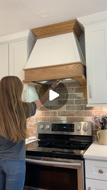 Woodshop Diaries | Shara on Instagram: "I saved almost a thousand bucks making this custom range hood cover for my mom 🙌 I had no idea how expensive these range hood covers were until my parents remodeled their kitchen. Mom couldn’t find exactly what she was looking for and those that came close were PRICEY 🥴 So I built one instead. I’ve never built a range hood before and it was a learning experience, but all in all, not a bad project! If you’re looking for an instant upgrade to your kitchen check out how to build a custom range hood in my latest post and video on woodshopdiaries.com 🔨 #kitchenrenovation #rangehood #diyhome #kitchendiy #diyrangehood" Diy Kitchen Hood Cover, Hood Ranges Kitchen, Diy Hood Vent Cover, Kitchen Exhaust Hood Ideas, Range Hood Covers, Wooden Vent Hood, Kitchen Range Hood Ideas, Hoods Over Stoves, Diy Range Hood Cover