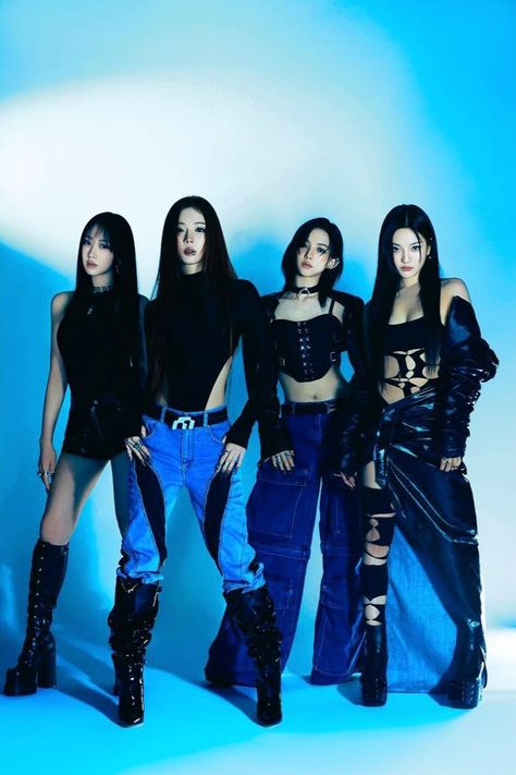 Group | aespa | drama | concept | photo | the giant Drama Stage, Dara Kpop, Purple Kiss, Black Outfits, Concert Fits, Celine Dion, Black Mamba, Kpop Outfits, Stage Outfits