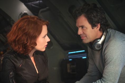 Natasha Romanoff/Black Widow (Scarlett Johansson, left,) and Bruce Banner/Hulk (Mark Ruffalo) in a scene from the motion picture "Avengers: Age Of Ultron." CREDIT: Jay Maidment, Marvel [Via MerlinFTP Drop] Bucky And Natasha, Avengers Black Widow, Black Widow And Hulk, Banner Hulk, Bruce Banner Hulk, Black Widow Avengers, Frank Castle, Avengers Film, Avengers Cast