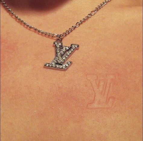 Cute Louis Vuitton or LV necklace nice jewelry silver A Necklace, A Woman, Louis Vuitton