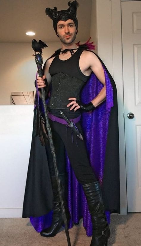 29 Magical Disney Halloween Costume Ideas You Can Totally Steal Disney Costumes For Men, Genderbent Disney, Gay Halloween Costumes, Adult Mickey Mouse Costume, Disney Villain Costumes, Maleficent Cosplay, Frozen Costume Adult, Maleficent Costume, Couple Halloween Costumes For Adults