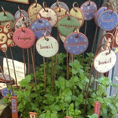 Gard Modern, Handmade Garden Art, Herb Garden Markers, Herb Labels, Herb Markers, Garden Marker, Cooking Gift, Garden Labels, Keramik Design