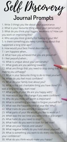 This contains an image of: Ways to take your journey to self discovery Self Love Journal Prompts, Love Journal Prompts, Self Discovery Journal, Tenk Positivt, Self Love Journal, Flowers Journal, Quotes Dream, Journal Questions, Gratitude Journal Prompts