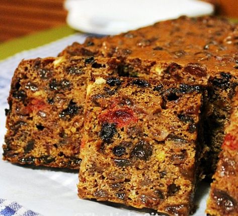 10 Christmas Fruit Cake Recipes 3 Ingredient Fruit Cake, Cake Recipes Ideas, Fruit Cake Recipes, Fruit Cake Recipe Easy, Fruit Cake Recipe Christmas, Christmas Fruit Cake, Fruit Cake Recipe, Nut Cake, Dried Fruit Mix