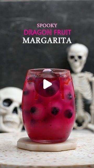 Ice Sphere, Fruit Margarita, Halloween Party Planning, Halloween Drinks Alcohol, Halloween Menu, Alcohol Bar, Mix Drinks, Blueberry Lemonade, Halloween Cocktails