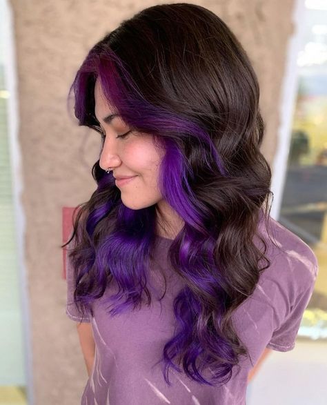 Purple Hair Streaks Brunette, Purple Under Brown Hair, Purple Underdye Hair Curly, Colored Hair Streaks Brunette, Purple With Brown Hair, Brown Hair Purple Underneath, Purple Streak In Brown Hair, Purple And Black Hair Ideas, Purple Under Hair