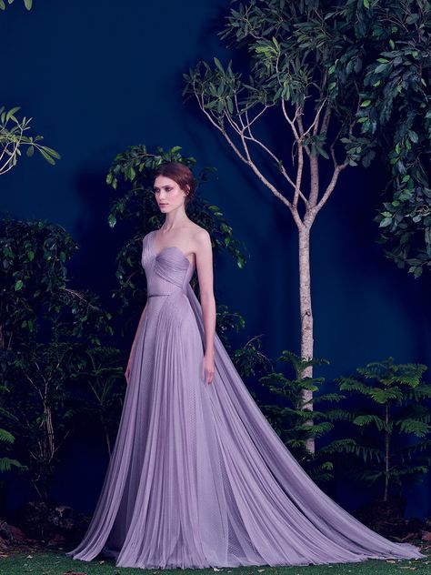 Mary's Style ♛ Purple Prom, Dress Ball Gown, Dress With Pleats, 파티 드레스, Purple Prom Dress, Beauty Dress, Outfit Trends, Tulle Prom Dress, Elegantes Outfit