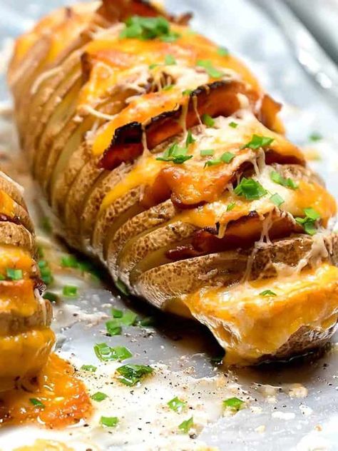 Cheesy Bacony Hasselback Potatoes Cheesy Ranch Potatoes, Bacon Ranch Potatoes, Hasselback Potatoes, Cheesy Bacon, Bacon Cheese, Potato Dishes, Side Recipes, Perfect Side Dish, Roasted Potatoes