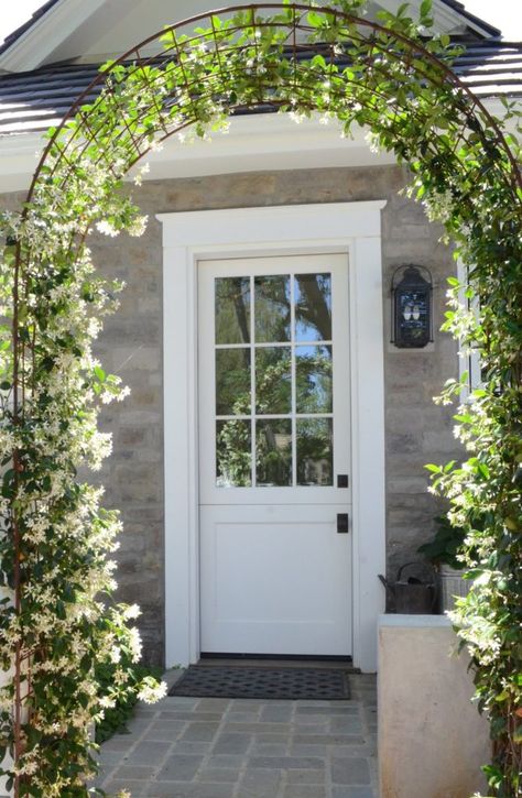 Arbor Front Door, Front Door Flower Arch, Front Door Archway, Jasmine Archway, Front Door Arbor, Garden Archway Ideas, Jasmine Arbor, Jasmine Arch, Garden Archways