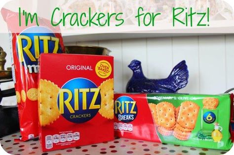 I'm crackers for ritz for many reasons. See fun new ways to enjoy your crackers! #crackersforritz #ad #cbias Fast Christmas Desserts, Bake Pasta, Ritz Cracker Recipes, Recipe Low Carb, Fruit Salad Recipe, Crazy Cookies, Cracker Cookies, Dinner Recipes Healthy, Dipped Cookies