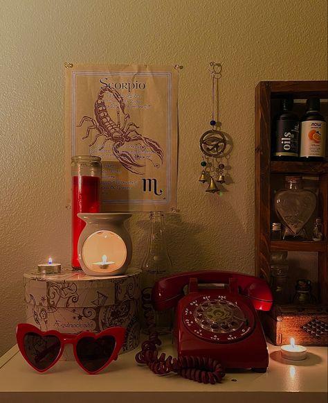 red phone, red glasses, candles, low light Americana Bedroom Aesthetic, 50s Bedroom Aesthetic Retro, Lana Americana Aesthetic, Red Retro Bedroom, Lana Bedroom Aesthetic, Lana Del Rey Room Aesthetic Red, Red Coquette Room Decor, Red Accents Bedroom, Americana Room Aesthetic