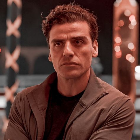 Marc Spector Fanart, Moon Knight Jake, Oscar Isaac Moon Knight, Steven Grant Marc Spector, Steven Grant Icon, Jake Lockley, Marvel Comic Book Characters, Marc Spector, Characters Aesthetic