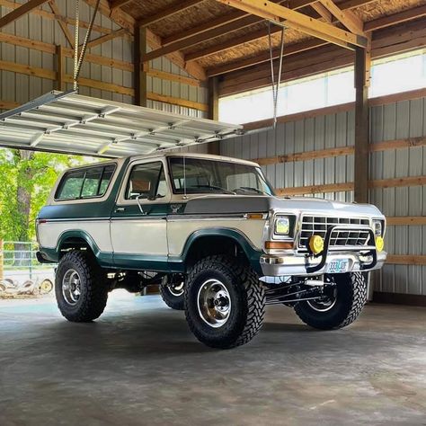 1978 Ford Bronco, Old Bronco, 1979 Ford Truck, Bronco Truck, Baja Truck, Classic Bronco, Ford Suv, Classic Ford Broncos, Beach Cars