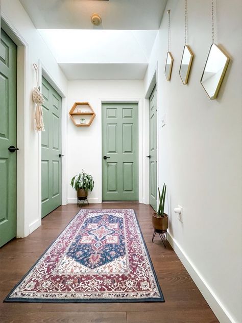 Colored Doors Interior, Painted Bedroom Doors, Interior Door Color, Interior Door Colors, Hallway Door, Painted Interior Doors, Vstupná Hala, Upstairs Hallway, Green Door