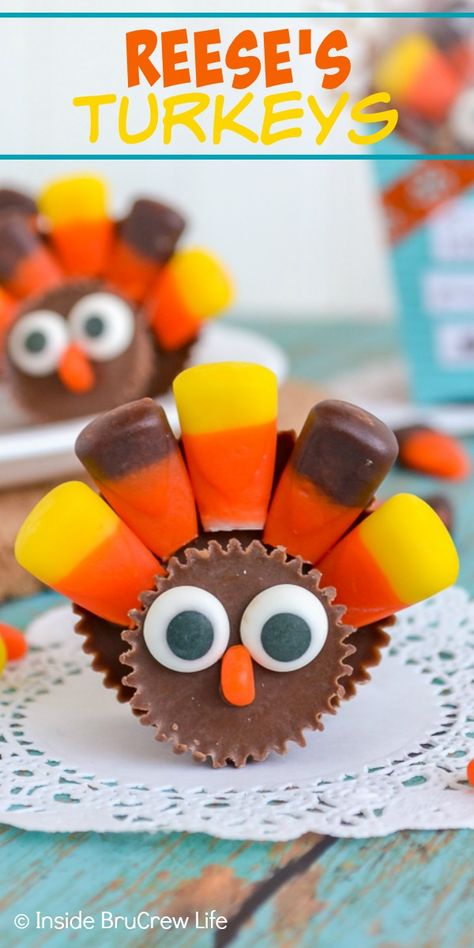 Reese's Turkeys - these cute little turkey treats are made with peanut butter cups and candy corn. Easy candy to make for your Thanksgiving Day dinner table. Turkey Pretzel Treats, Amazing Thanksgiving Desserts, Candy Turkeys, Kid Friendly Thanksgiving, Reeses Candy, Chocolate Turkey, Thanksgiving Desserts Table, Turkey Treats, Pretzel Treats