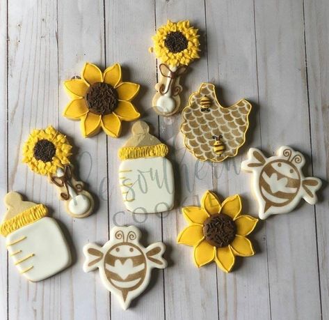 Sunflower Baby Shower Cookies, Sunflower Baby Shower Ideas Girl, Baby Shower Sugar Cookies, Sunflower Cookies, Baby Shower Hand Sanitizer, Sunflower Baby Shower, Bee Cookies, Sunflower Baby Showers, Edible Creations