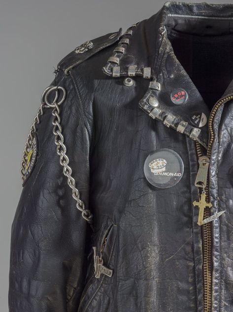 Punk Jacket Diy, Punk Leather Jacket, Punk Jacket, High School Dance, King Diamond, 80s Punk, The Possession, Los Angeles Museum, Fashion Tumblr