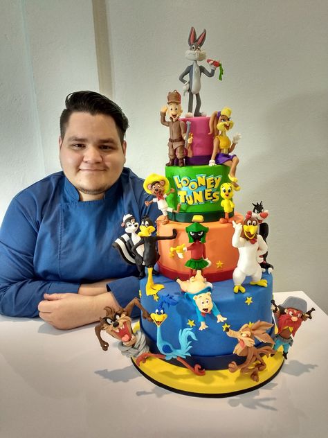 Cartoon, Looney Tunes, Merrie Melodies, Bugs Bunny, Elmer Fudd, Daffy Duck, Foghorn Leghorn, Tasmanian Devil, Yosemite Sam, Wile E Coyote, Marvin the Martian, Pepé Le Pew, Porky Pig, Road Runner, Sylvestor, Tweety Bird, Speedy Gonzales, Lola Bunny, Fondant, Modeling - cake by Pedro Sequera, facebook Bunny Fondant, Cartoon Looney Tunes, Looney Tunes Bebes, Space Jam Theme, Looney Tunes Party, Bunny Birthday Cake, Cartoon Birthday Cake, Cartoon Cupcakes, Cake Designs For Kids