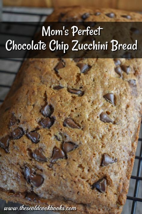 Bread Uses, Gluten Free Zucchini Bread, Zucchini Recipes Dessert, Easy Zucchini Bread, Best Zucchini Bread, Chocolate Chip Zucchini Bread, Fresh Zucchini, Healthy Bread Recipes, Chocolate Zucchini Bread