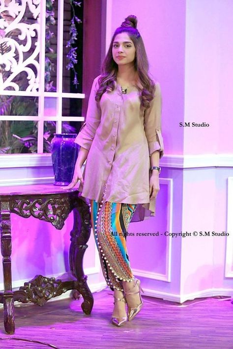 Tulip Suit Design, Tulip Dress Design, Tulip Salwar Suit Designs, Tulip Salwar With Kurti, Tulip Pants With Kurti, Tulip Pants Outfit, Sonia Hussain, Tulip Salwar, Sonya Hussyn