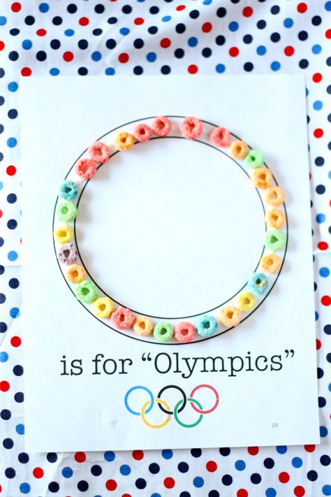 Put an Olympic twist on learning letters with this fun alphabet craft! Here's what you'll need:  Our O is for Olympics Printable page, Froot Loops cereal, Toddler Olympics, Olympics Preschool, Olympic Themed Activities, Backyard Olympics, Summer Olympics Crafts, Olympic Art, Preschool Olympics, Olympic Games For Kids, Olympic Idea