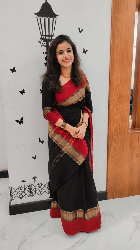 Black Cotton Saree with broad Golden and Red border Black Saree With Red Blouse, Black Saree With Red Border, Black Saree With Golden Border, Red And Black Saree, Black And Red Saree, Black Saree Designs, Black Cotton Saree, Red Saree Blouse, Black Blouse Designs