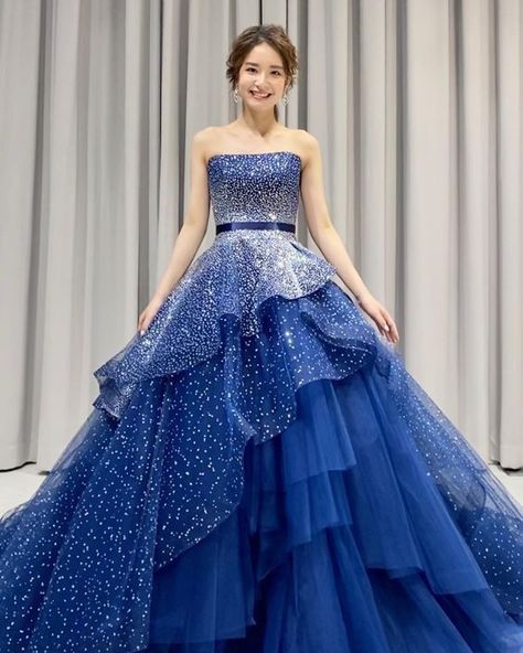 Water Queen, Blue Wedding Dress Royal, Beautiful Gown Designs, Blue Princess Dress, Cruel World, Fairytale Gown, Blue Ball Gowns, Classy Prom Dresses, About A Girl