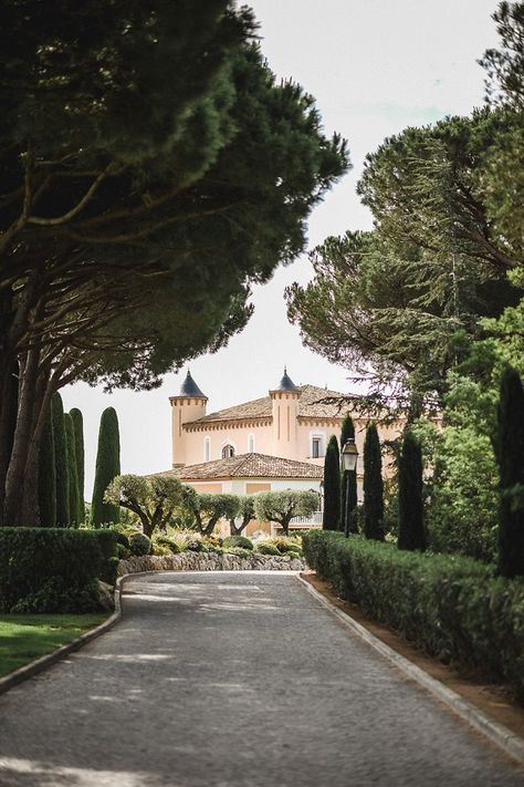 Saint Tropez wedding venue | Image by Christophe Serrano Photography Saint Tropez Wedding, St Tropez Wedding, Wedding Venue France, Wedding Gowns Online, French Wedding Style, Provence Wedding, Galia Lahav, Wedding Abroad, France Wedding