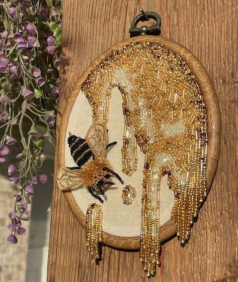 10 Stunning hand embroidery art designs and how you can start embroidering | The Art and Beyond Tambour Embroidery, Embroidered Art, Thread Painting, Hand Embroidery Art, Embroidery Craft, Embroidery Ideas, Hand Embroidery Patterns, Embroidery Inspiration, Diy Embroidery