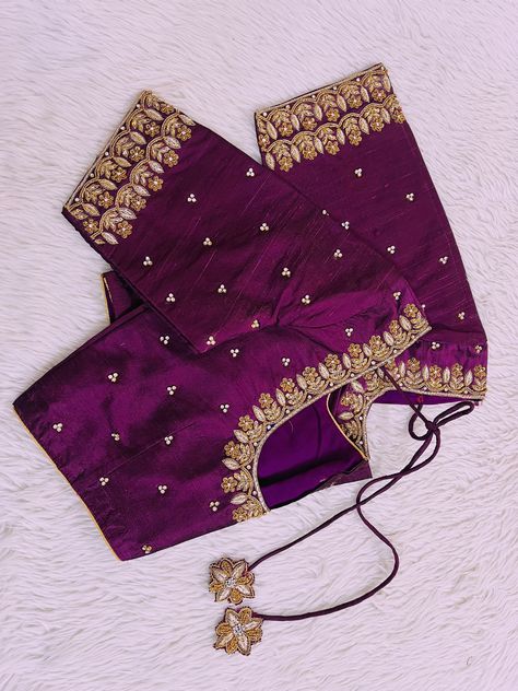 Wine Colour Blouse Maggam Work, Wine Colour Blouse, Purple Colour Blouse Designs, Marriage Blouses, Bride Blouse, Buddha Background, Green Blouse Designs, Worked Blouse, Magam Work