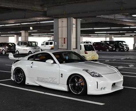 Nissan 350z Tuning, Nissan Z350, Nissan Gtr Wallpapers, Fast Sports Cars, Street Racing Cars, Nissan 370z, Car Mods, Car Projects, Nissan 350z