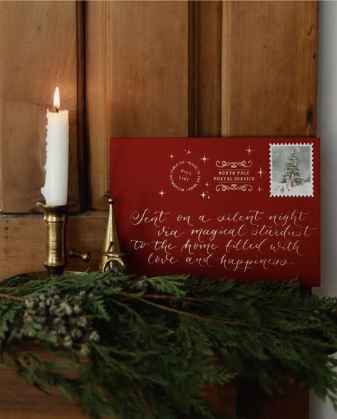 Christmas Letters Aesthetic, Christmas Typewriter Decor, Typewriter Christmas Decor, Classic Christmas Packaging Design, Christmas 2024 Trends, Traditional Christmas Aesthetic, Classy Christmas Wrapping Paper, Christmas Decorating Hacks, Lights For Christmas