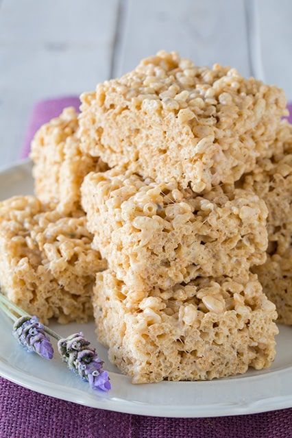 Lavender Vanilla Bean Rice Krispie Treats | Cooking Classy Lavender Rice, Holiday Party Desserts, Rice Krispie Treats Recipe, Rice Krispie Squares, Bean Rice, Plain Rice, Lavender Recipes, Krispie Treats Recipe, Lavender Vanilla