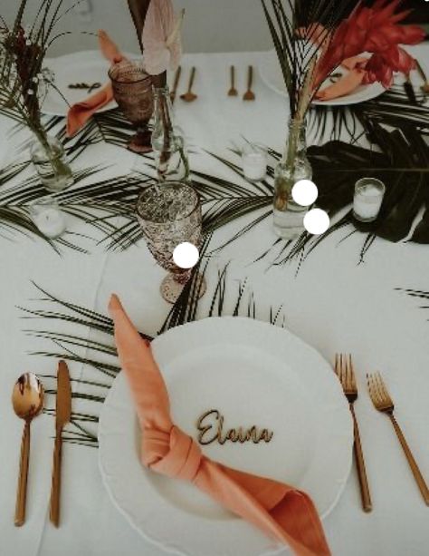 Napkin inspo and greenery inspo Tropical Wedding Color Palette, Havana Nights Party Theme, Tiki Wedding, Tropical Desert, Pineapple Wedding, Tropical Glam, Tropical Wedding Decor, Fiji Wedding, Tropical Wedding Inspiration