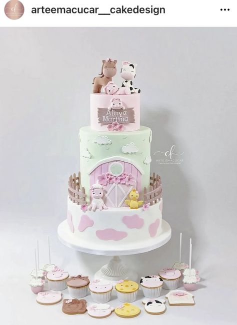 Pastel Barnyard Birthday, Pink Barnyard Cake, Pink Barnyard Birthday Cake, Pink Farm Birthday Cake, Animal Cakes For Kids, Pink Barnyard Party, Animal Baby Shower Cake, Barn Birthday Party, Farm Birthday Cakes