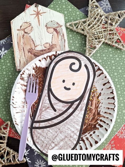 Paper Plate Manger Nativity Craft Handprint Manger Craft, Preschool Manger Craft, Easy Nativity Crafts For Preschoolers, Nativity Preschool Crafts, Preschool Nativity Crafts, Nativity Crafts For Preschoolers, Manger Scenes Nativity, Baby Jesus Craft, Nativity Scene Crafts