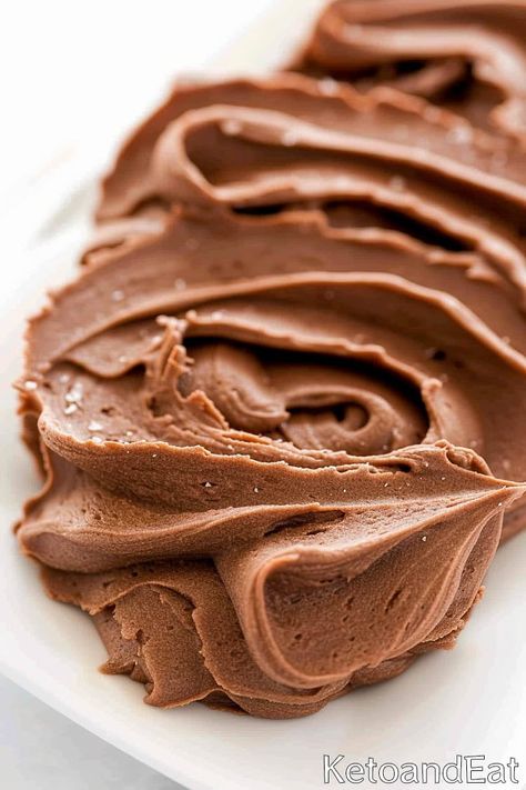 Keto Chocolate Icing, Chocolate Brownie Frosting, Keto Chocolate Frosting, Keto Frosting, Brownie Icing, Chocolate Fudge Icing, Low Calorie Chocolate, Craving Chocolate, Brownie Frosting