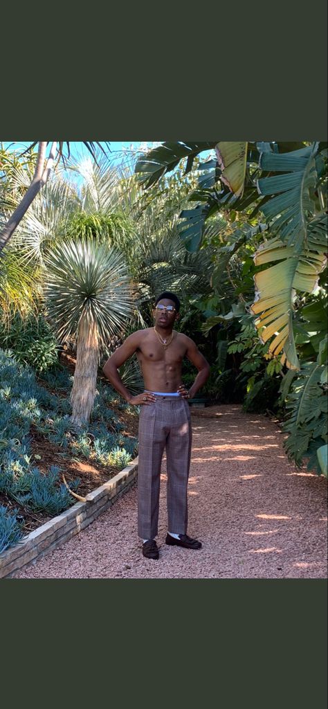 Tyler The Creator Fine Pics, Tyler The Creator Full Body Pictures, Tyler The Creator Shirtless Pictures, Tyler Okonma, Tyler The Creator Outfits, Bad Photos, T Baby, Body Picture, Hip Hop Artists