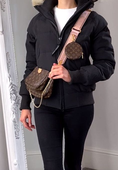 Louis Vuitton LV Multi Pochette Accessoires OUTFITS | NEW Blog | Where to Buy | Handbagholic.co.uk Louis Vuitton Utility Crossbody Bag, Louis Vuitton Outfit Ideas, Louis Vuitton Three Piece Pochette, Multi Pochette Louis Vuitton, Vuitton Outfit, Melie Louis Vuitton, Lv Multi Pochette, Louis Vuitton Bag Outfit, Louise Vuitton