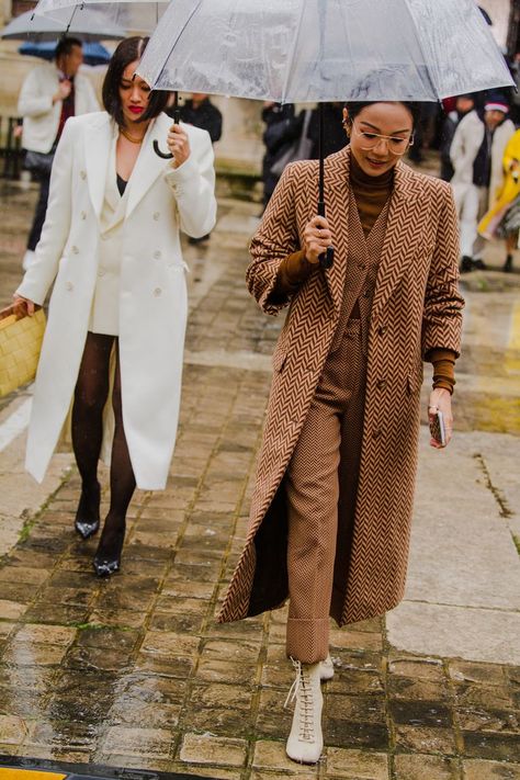 Yoyo Cao, Chique Outfits, 2020 Fashion Trends, Paris Fashion Week Street Style, Looks Street Style, Street Style Summer, Street Style Paris, Autumn Street Style, Outfit Look