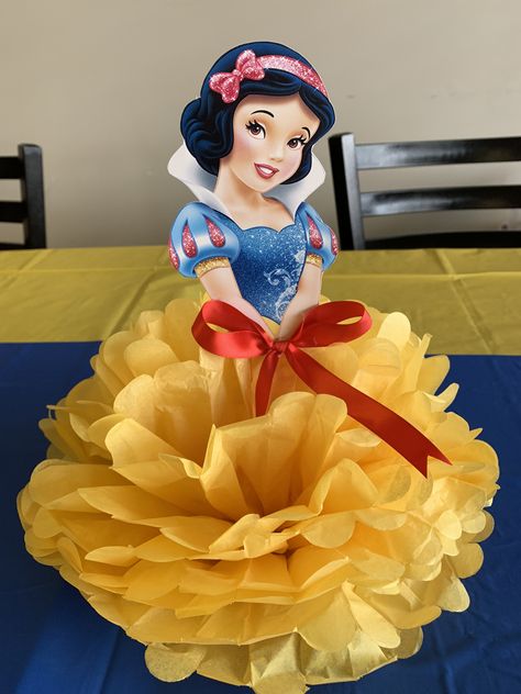 Snow White Centerpiece, Cake Table Party, Tutu Cake, Snow White Cake, Tutu Cakes, Princess Cupcake, Princess Cupcake Toppers, Snow White Birthday Party, Princess Birthday Party Decorations