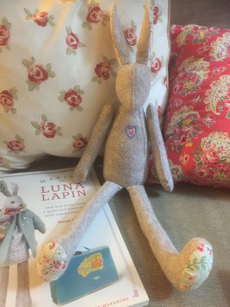 Rosali Rabbit (cousin of Luna Lapin) in progress!! Doll Making, Burlap Bag, Dinosaur Stuffed Animal, Doll Clothes, Sewing Projects, Reusable Tote Bags, Recycling, Dolls, Embroidery