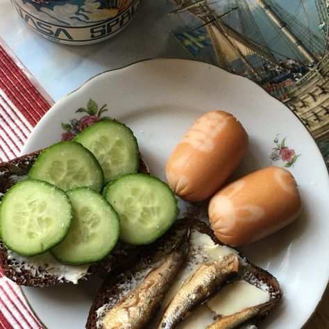 Eastern European core, Latvian food, at grandma’s house. Latvian Food, Europe Aesthetic, European Culture, Eastern European, Eastern Europe, Fruit